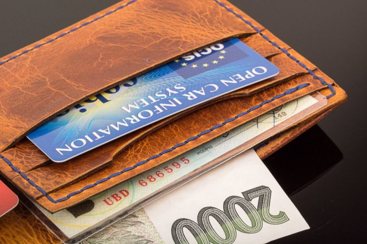 Pánská kožená ručně šitá peněženka s RFID ochranou karet - CLASSIC premium