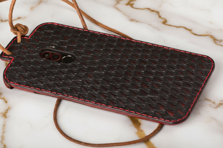 Formovaný ručně šitý kožený obal na mobilní telefon(elektrické přístroje)