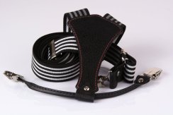 Oboustranné černočervené kšandy